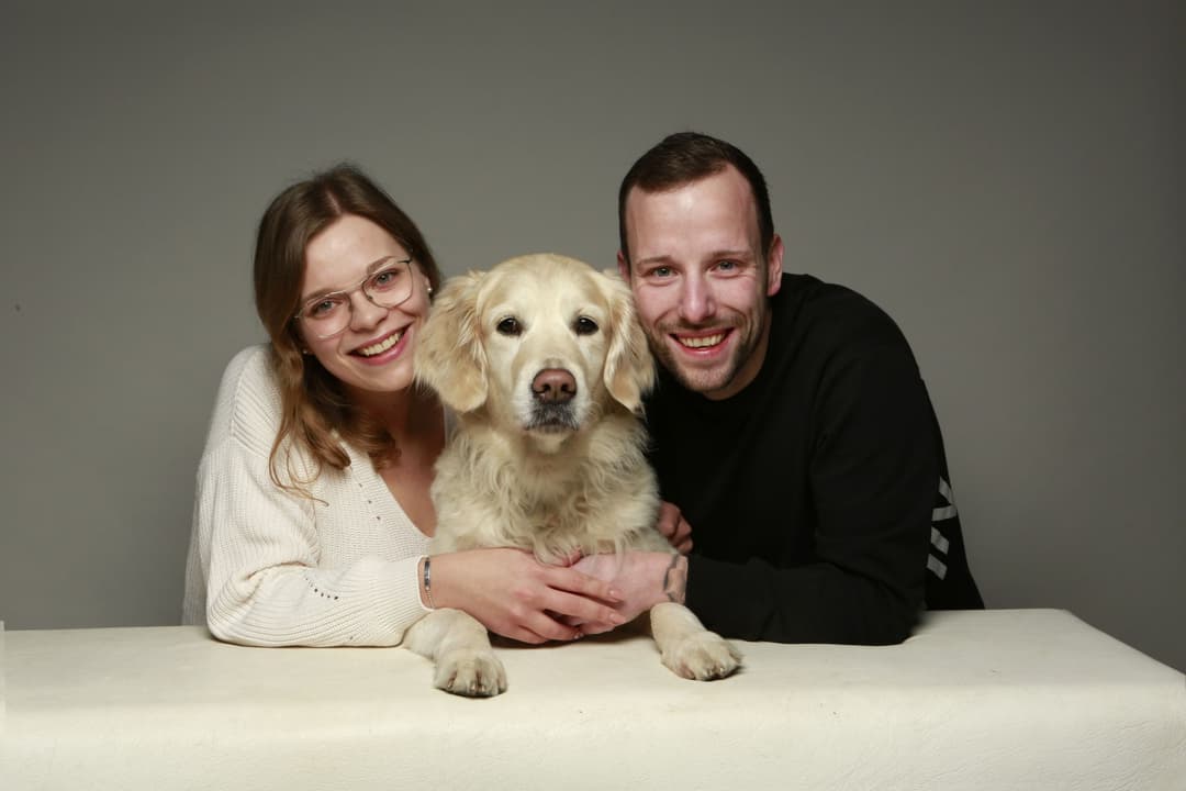 Bild von June & Niko mit Hund